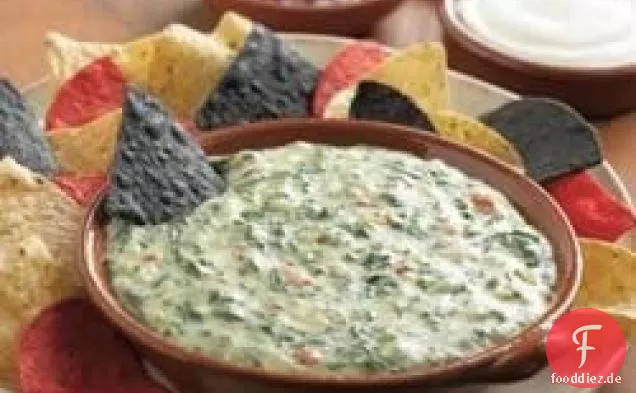 Festlicher Spinat-Queso-Dip