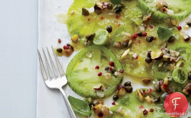 Grüne Tomaten mit Pistazien-Relish