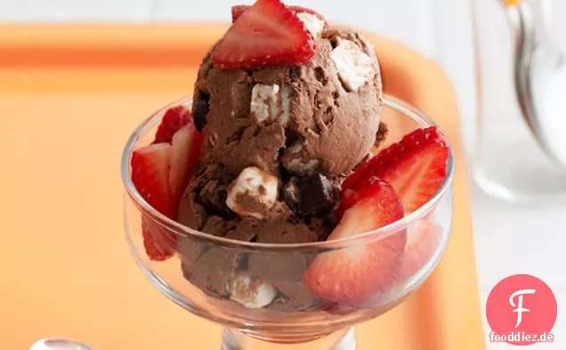 Schokolade Chunk & Marshmallow Eisbecher