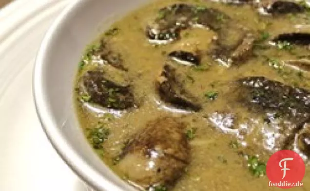 Pilz- und Gorgonzola-Suppe