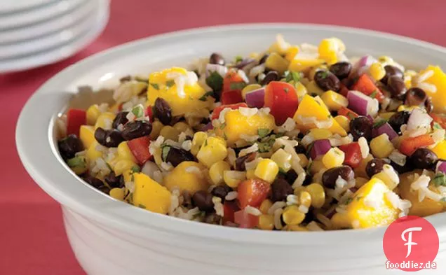 Schwarzer Bohnen-Mango-Reissalat