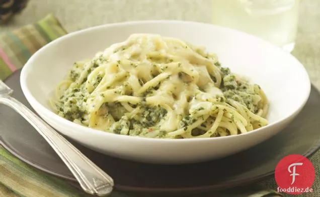 Spaghetti mit Grüner Sauce
