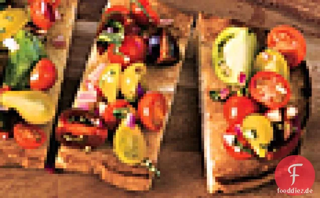 Tomaten, Rote Zwiebeln und Basilikum Bruschetta