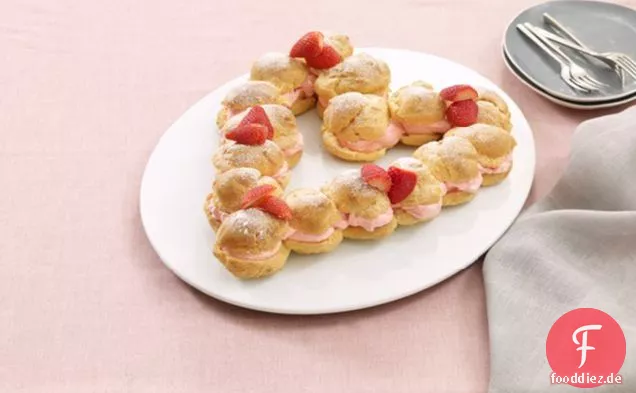 Erdbeer-Creme Puff Herz