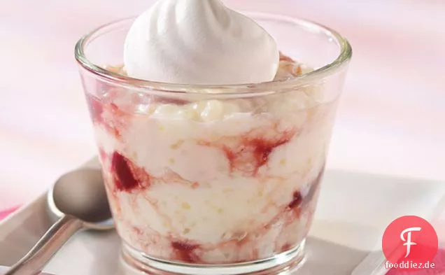 Flauschiger Himbeer-Tapioka-Pudding