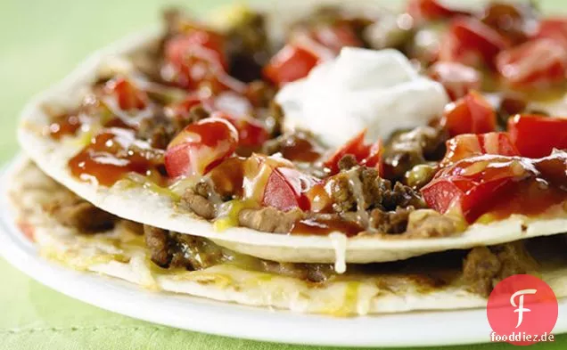 Individuelle Hackfleisch-Taco-Pizzen