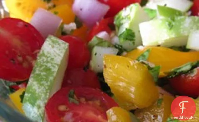 Frischer Tomatensalat