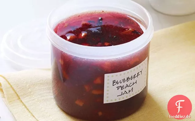 30 Minuten, um SICHER zu gehen.JELL Blueberry-Pfirsich Gefrierschrank Marmelade
