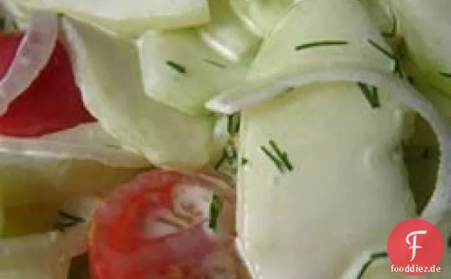Einfacher Zitronig-Dilly Gurkensalat