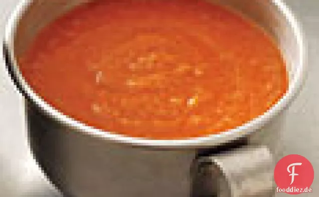 Brot und Tomatensuppe