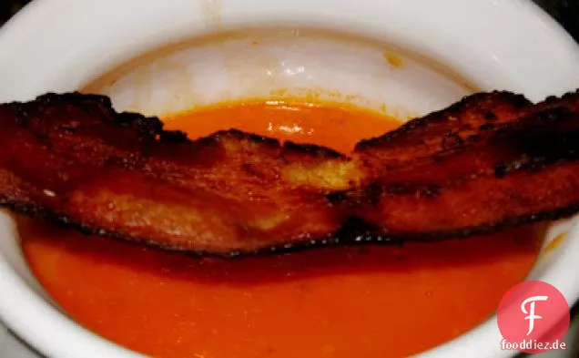 Domestic Diva's geröstete Tomatensuppe mit dick geschnittenem Speck