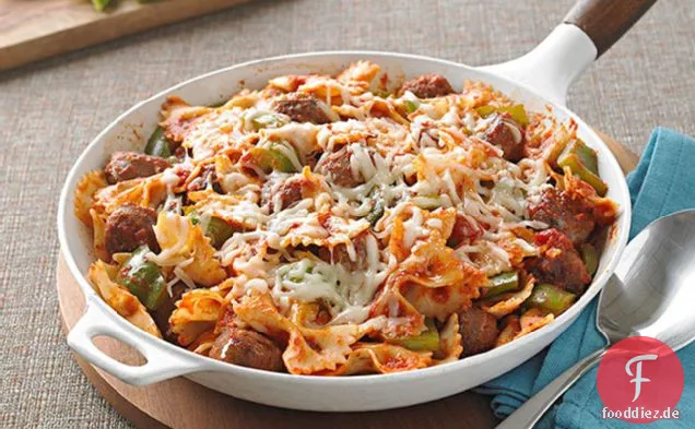 Italienische Wurst und Pasta Fliege