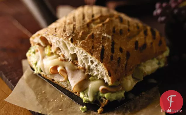 Avocado, Truthahn & Käse Torta