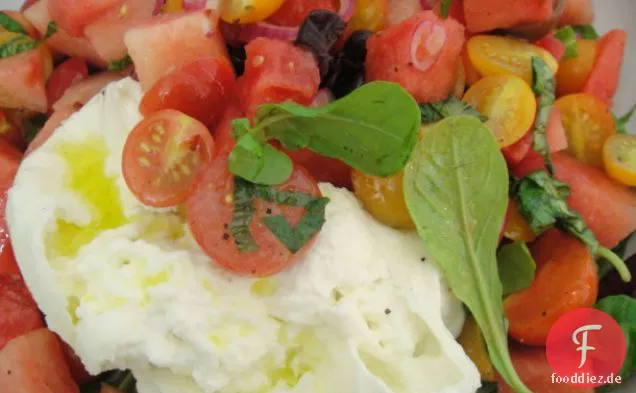 Kochen Sie das Buch: Ingwer-marinierte Erbstücktomaten mit Wassermelone, Burrata und würzigem Rucola