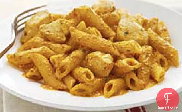 Cremige Basilikum & Paprika Pasta