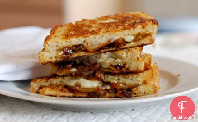 Karamellisierte Zwiebel gegrillter Käse