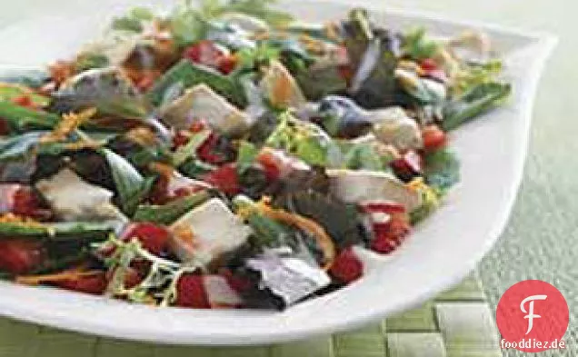 Frischer Gemüse-Hühnersalat
