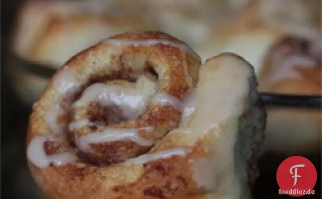 Zimtschnecken aus gefrorenem Brotteig - EINFACH