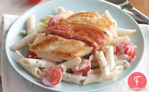 Cremiges Huhn mit Speck & Penne