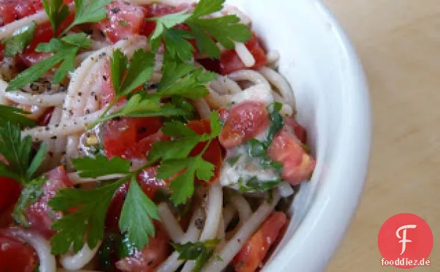 Frische Tomaten Und Gorgonzola-Pasta