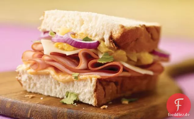 Luau Sandwich mit hawaiianischem Brot