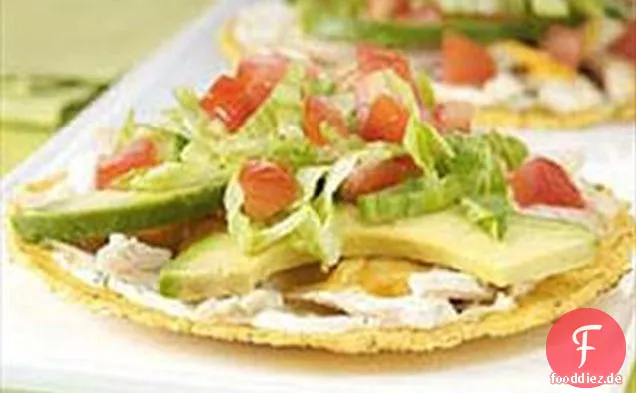 Cheesy Huhn Tostadas