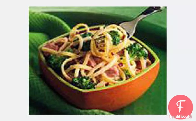 Schinken und Linguine Primavera