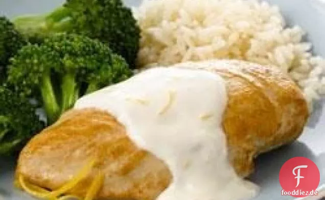 Huhn mit cremiger Zitronensauce und Reis