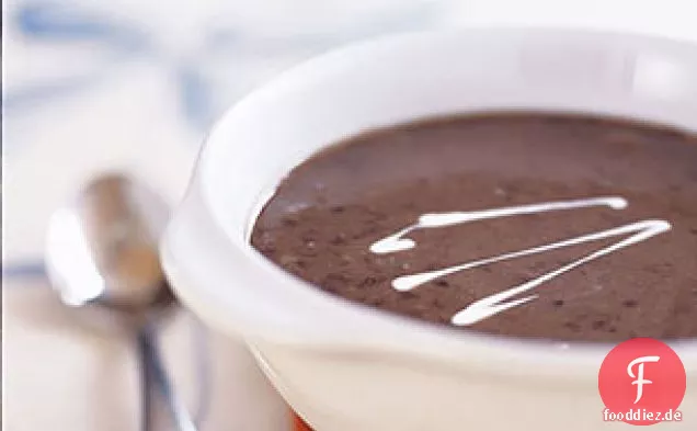 Kubanische schwarze Bohnensuppe