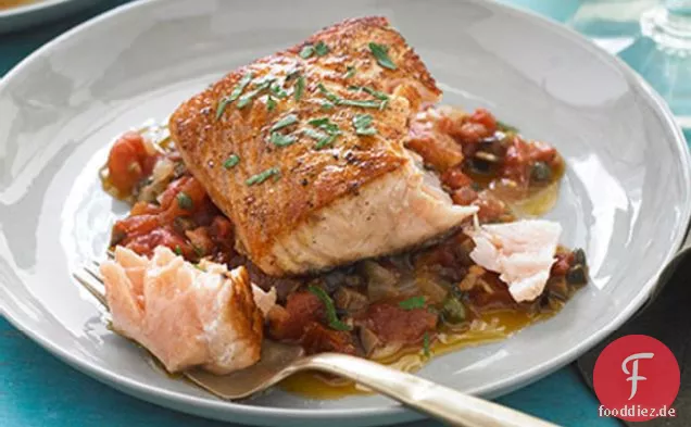 Gebratener Lachs Puttanesca
