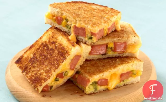 Gegrilltes Hot Dog-Käse-Sandwich