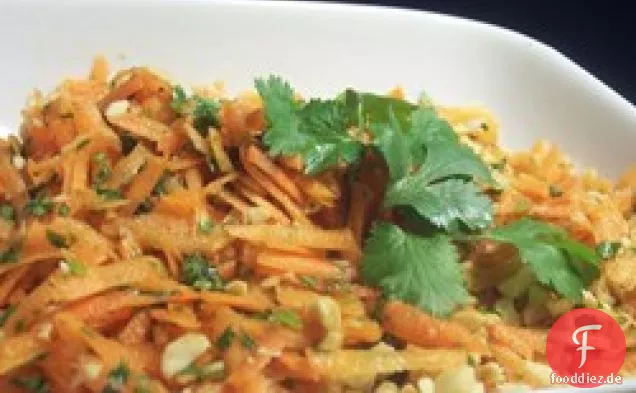 Gujarati Karotten-Erdnuss-Salat