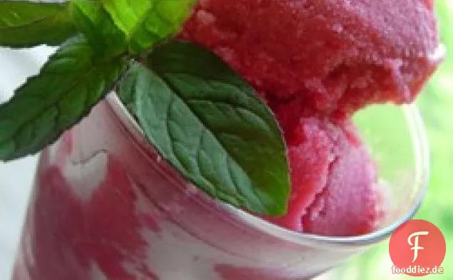 Dreifaches Beerensorbet