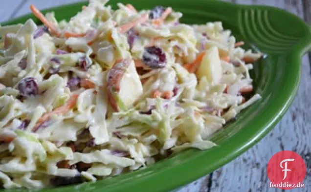 Cremiger Apfel-Cranberry-Krautsalat