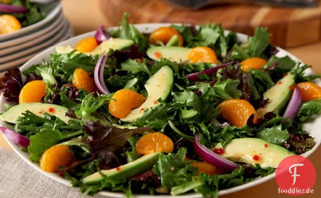 Orange-Avocado gemischter Grünsalat