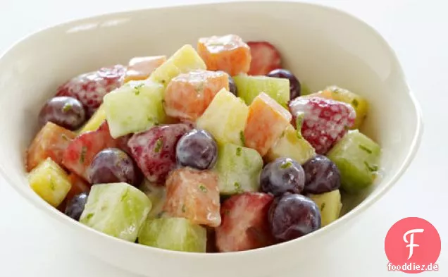 Obstsalat mit Honig-Limetten-Dressing