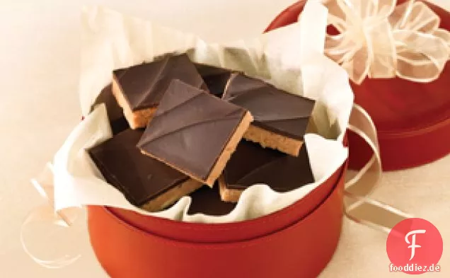 Mit Schokolade überzogene Erdnussbutter-Riegel
