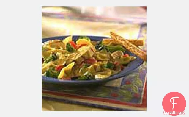 Zitrone gegrilltes Hähnchen und Nudelsalat