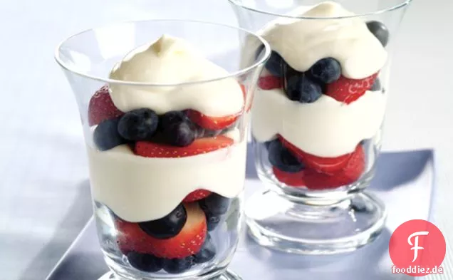 PHILADELPHIA Cheesecake Creme Parfaits