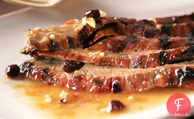 Gegrilltes Flankensteak mit Chutney-Bourbon-Glasur
