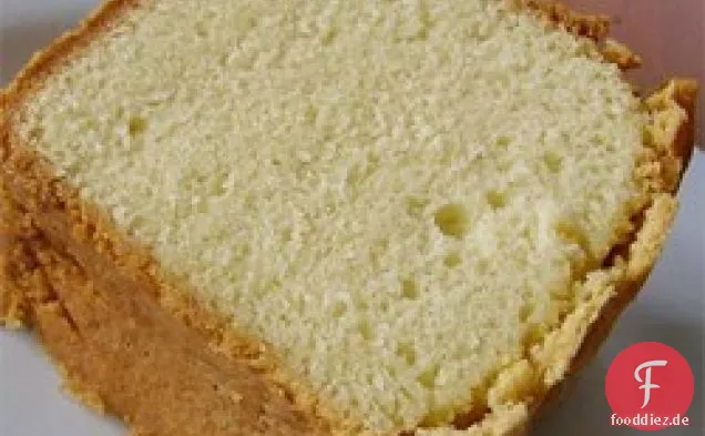 Kokos-Sauerrahm-Pfund-Kuchen