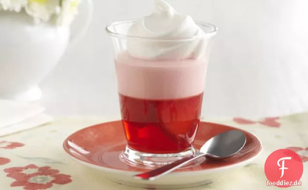 Schwimmende Fruchtparfaits
