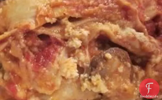 Italienische Wurst-Pilz-Lasagne mit Bechamelsauce