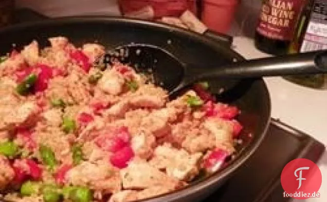 Quinoa mit Huhn, Spargel und Paprika