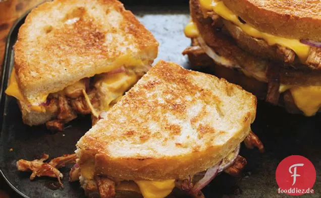 Pulled Pork & Rote Zwiebel schmelzen