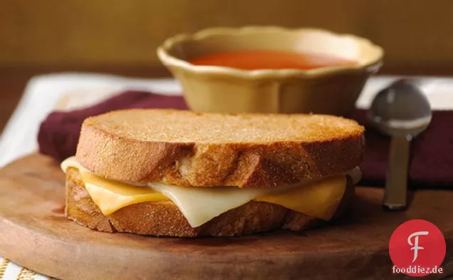 Zwei Käse gegrillter Käse