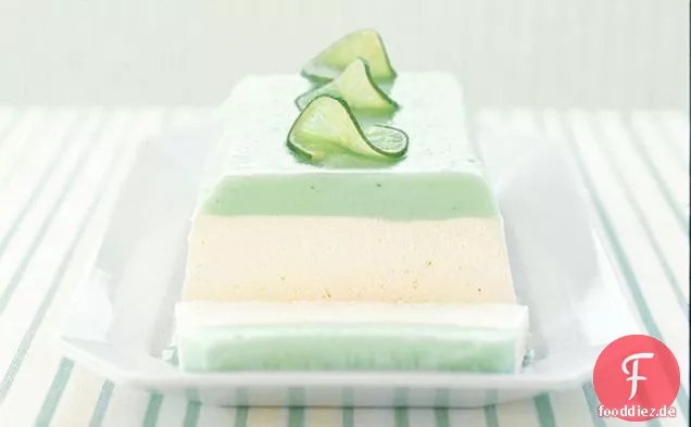 Geschichtetes Zitronen-Limetten-Dessert