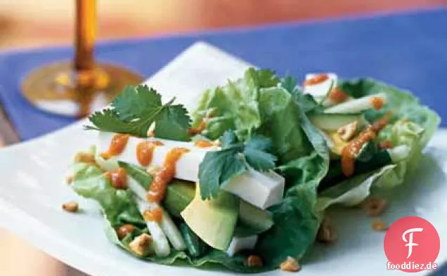 Gemüse- und Tofu-Salat-Wraps mit Miso Sambal