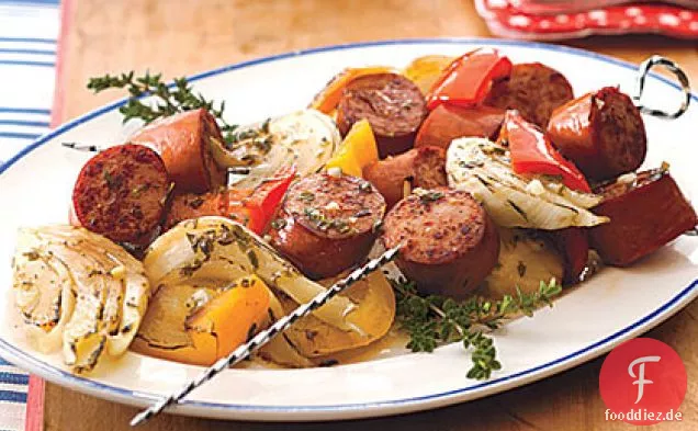 Türkei Kielbasa Kebabs mit Paprika und Fenchel