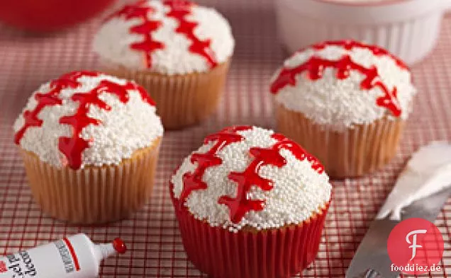 Let ' s-Play-Ball-Cupcakes